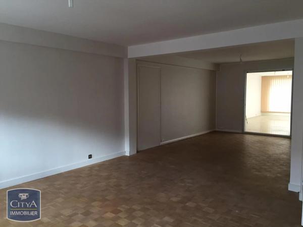 Appartement à louer 6 pièces 153.13m² Beauvais (60000)