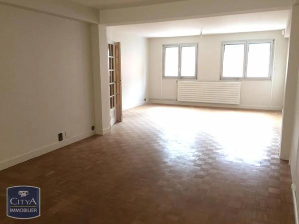 Appartement à louer 6 pièces 153.13m² Beauvais (60000)