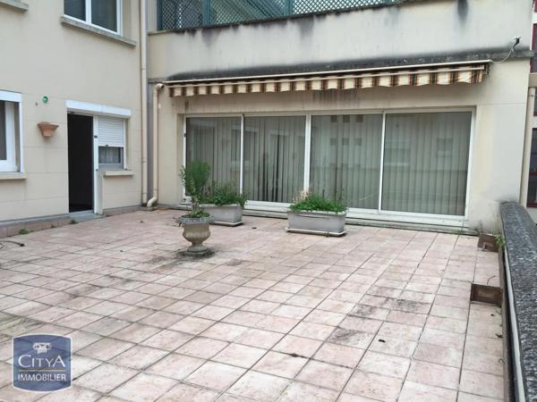 Appartement à louer 6 pièces 153.13m² Beauvais (60000)