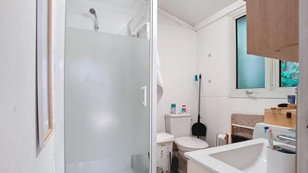 Charmant chalet T2 de 25 m2 sur Terrain de Loisirs viabilisé de 100 m2