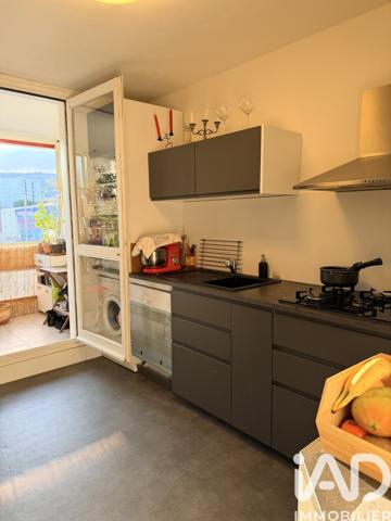 Appartement à vendre 4 pièces 87 m² Aubagne