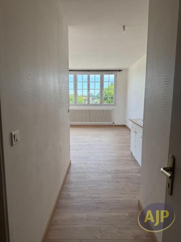 Location appartement Saint Sulpice Le Verdon : 499 € - AJP Immobilier Vieillevigne