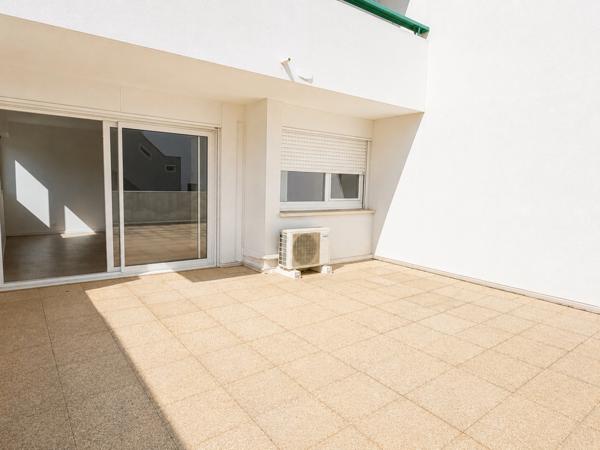 APPARTEMENT CLIMATISÉ AVEC TERRASSE - CENTRE VILLE