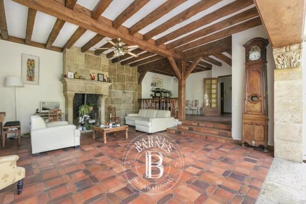 Le Pecq, Maison 8 Chambres -  287 m² à vendre