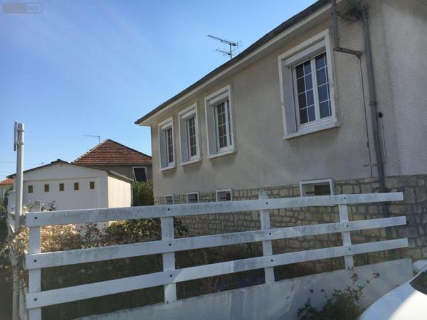 Maison à vendre à Issoudun dans l'Indre (36100), ref : 11813/1478