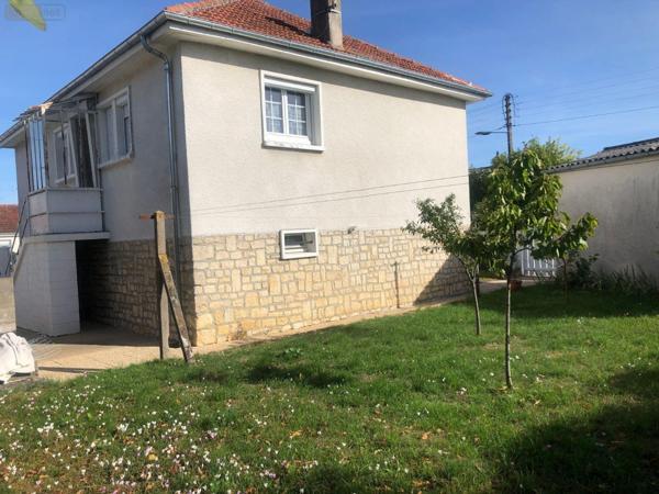 Maison à vendre à Issoudun dans l'Indre (36100), ref : 11813/1478