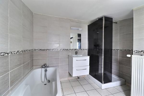 Maison 3 pièce(s) 1 chambre(s) 67 m²