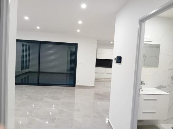 Maison à vendre 5 pièces SALLELES D'AUDE (11)