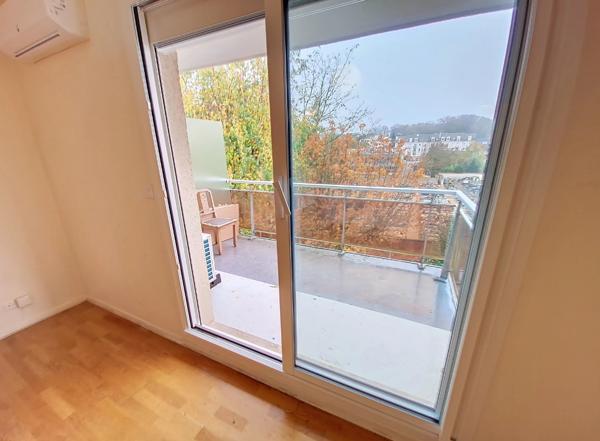 Studio CENTRE-VILLE Rambouillet 1 pièce(s) 23 m2 terrasse et box