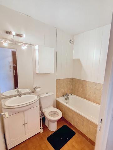 Studio CENTRE-VILLE Rambouillet 1 pièce(s) 23 m2 terrasse et box