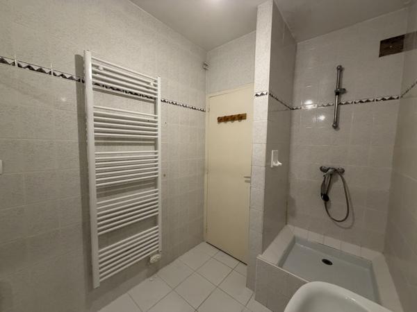 Agen (47000) APPARTEMENT DE TYPE 3 DE 64.92 M2 AVEC BALCON ET GARAGE