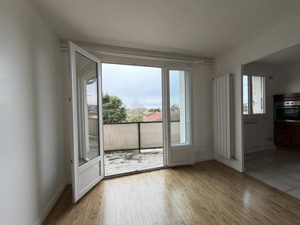 Agen (47000) APPARTEMENT DE TYPE 3 DE 64.92 M2 AVEC BALCON ET GARAGE