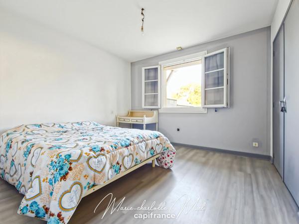 Maison 4 chambres avec garage et véranda à CHEVROUX