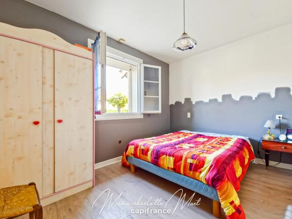 Maison 4 chambres avec garage et véranda à CHEVROUX