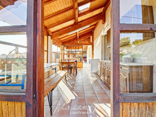 Maison 4 chambres avec garage et véranda à CHEVROUX