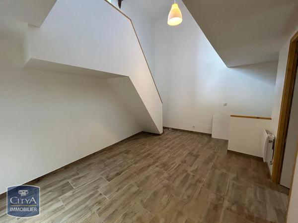 Maison à louer 3 pièces 53m² Bagnols-en-Forêt (83600)
