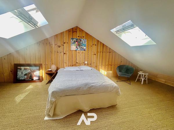 Maison rénovée - 3 chambres - BEAUREGARD €590 000 ** - Référence MRJH641D