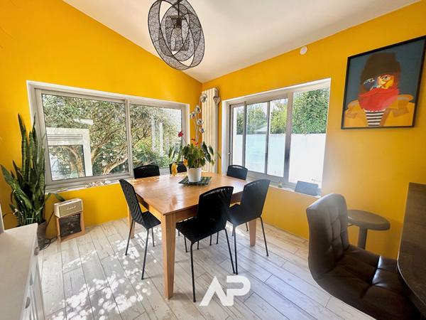 Maison rénovée - 3 chambres - BEAUREGARD €590 000 ** - Référence MRJH641D