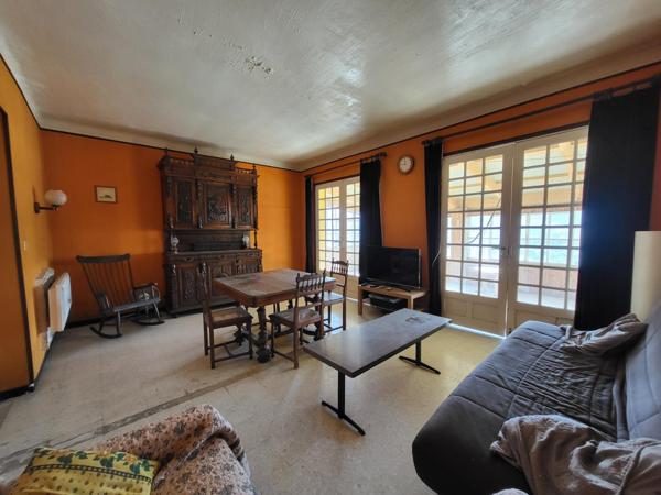 Appartement à SAINT-BRES, 30500 - 3 pièces 103m²