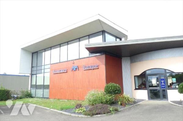  Locaux professionnels construits en trois structures communicantes pour ne former
actuellemen...