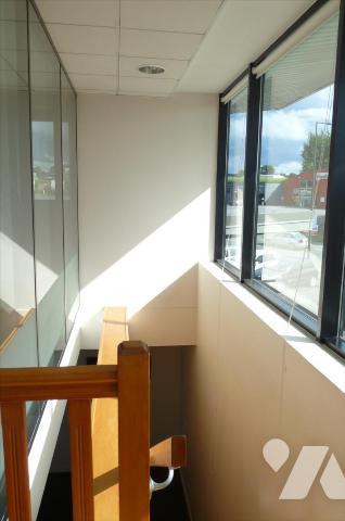  Locaux professionnels construits en trois structures communicantes pour ne former
actuellemen...