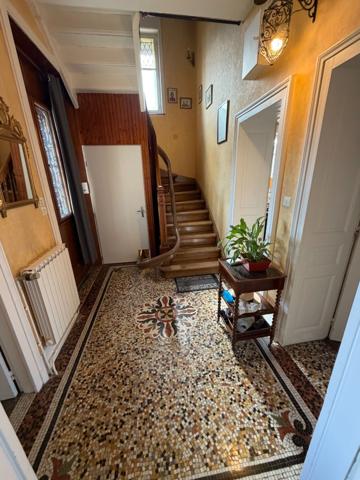 LUNÉVILLE – RARE ! Élégant hôtel particulier des années 1900 – 160 m² – 5 chambres – Terrain 674 m².