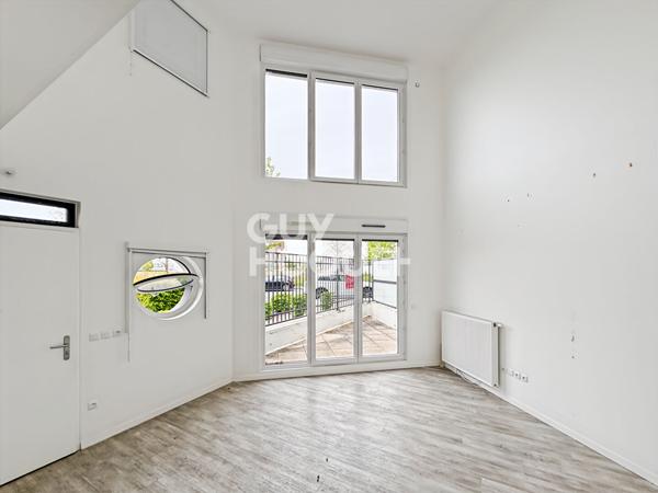 Maison de ville à vendre à Chessy - Centre Urbain