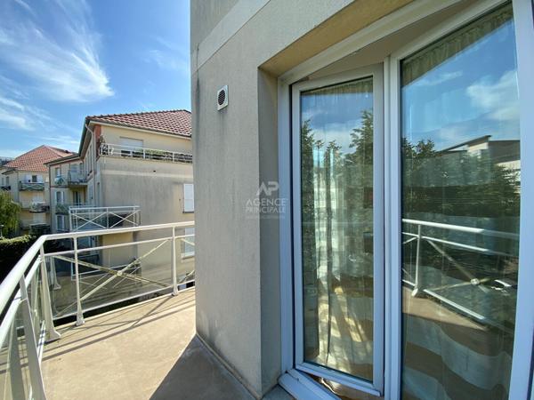 Appartement Eragny Sur Oise 2 pièce(s) 51.69 m2 Loyer 1 029 €/mois charges comprises **  - Référence  MG11258