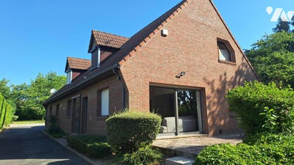 DAINVILLE - Spacieux Pavillon individuel SH env. 210 m² avec vaste garage et beau jardin terrasse
