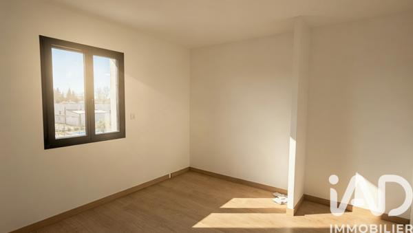 Maison à vendre 5 pièces 130 m² Camaret-sur-Aigues