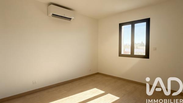 Maison à vendre 5 pièces 130 m² Camaret-sur-Aigues