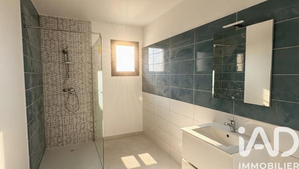 Maison à vendre 5 pièces 130 m² Camaret-sur-Aigues