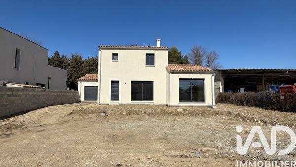 Maison à vendre 5 pièces 130 m² Camaret-sur-Aigues