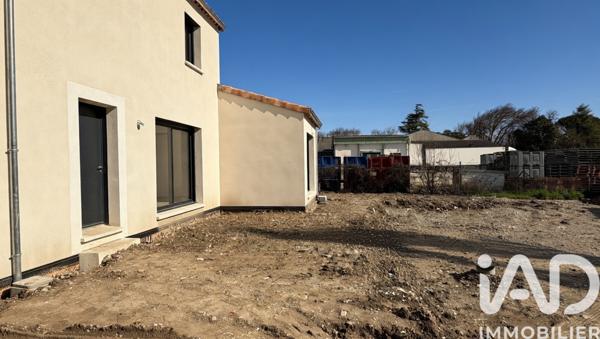 Maison à vendre 5 pièces 130 m² Camaret-sur-Aigues