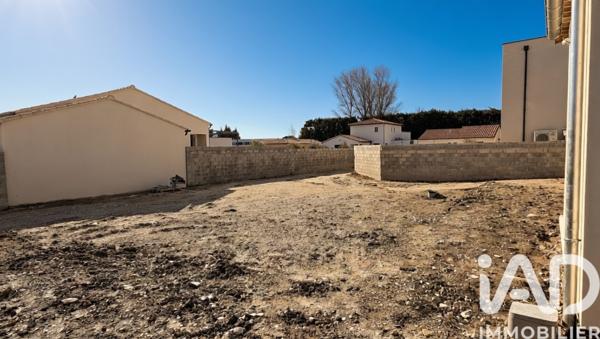 Maison à vendre 5 pièces 130 m² Camaret-sur-Aigues