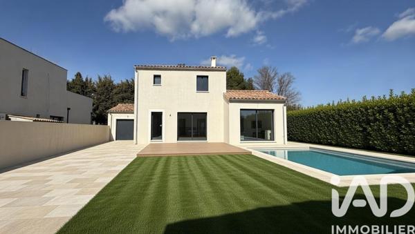 Maison à vendre 5 pièces 130 m² Camaret-sur-Aigues