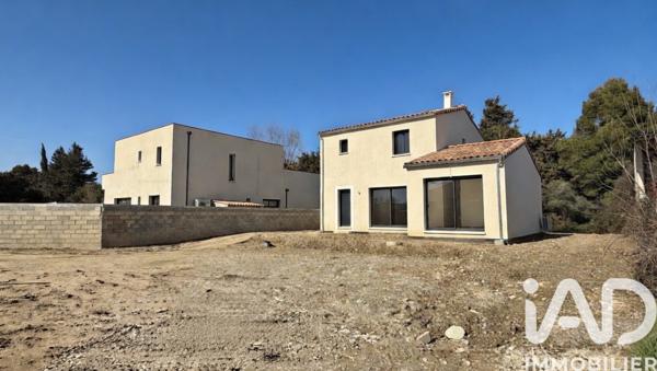 Maison à vendre 5 pièces 130 m² Camaret-sur-Aigues