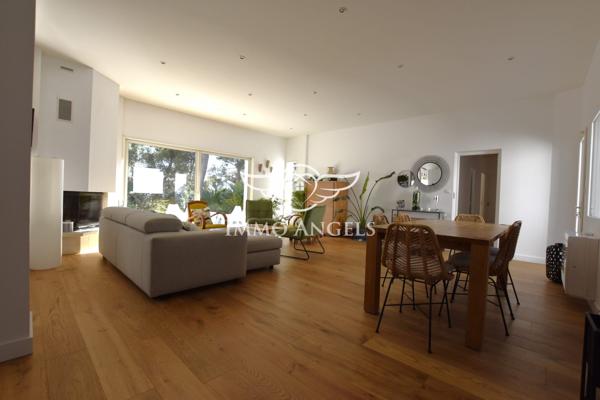 Le Cabot 13009. Sublime et rare propriété située un secteur calme et résidentiel.