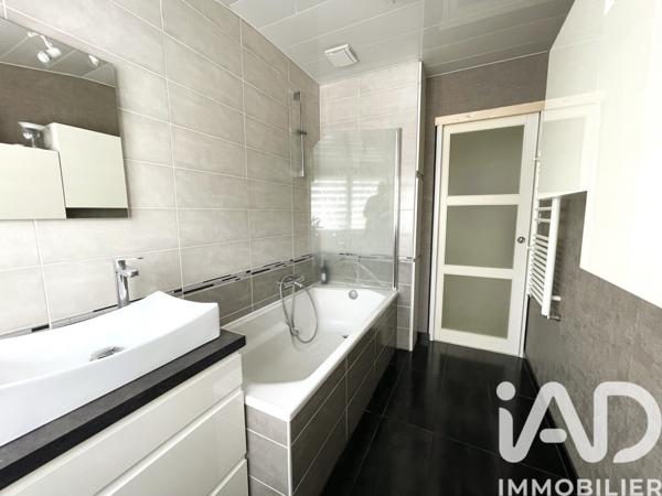 Maison à vendre 5 pièces 103 m² Châlons-en-Champagne