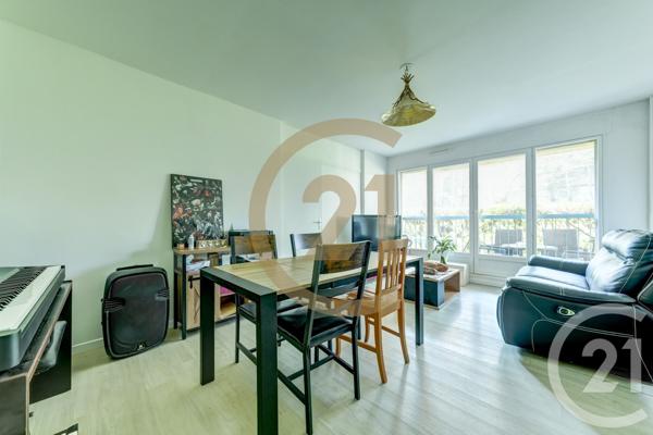 Appartement F5 à vendre  5 pièces - 99,03 m2 LYON - 69009