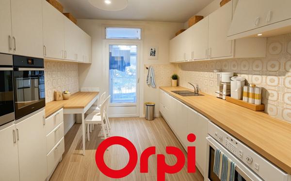 Appartement à vendre    3 pièces • 63 m2 Bandol
