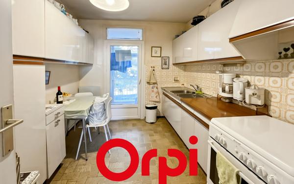 Appartement à vendre    3 pièces • 63 m2 Bandol