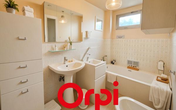 Appartement à vendre    3 pièces • 63 m2 Bandol