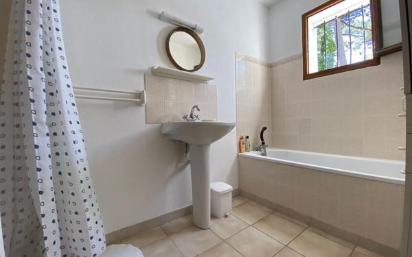 Maison à vendre    7 pièces •  Les Mathes