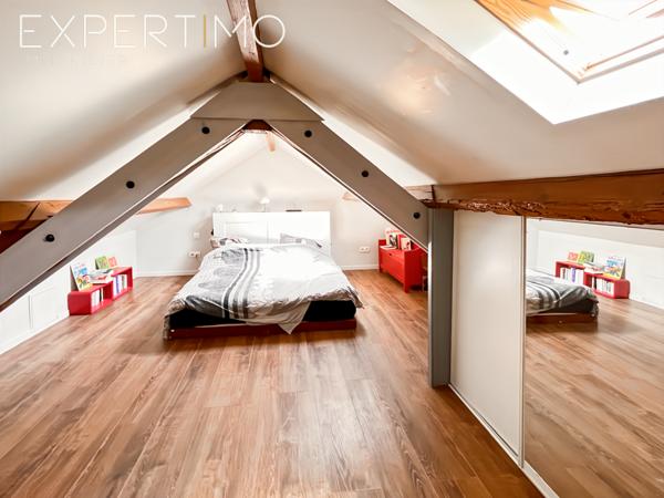 Breuillet (91650) NOUVEAUTÉ À BREUILLET À 100 m de la gare RER C Maison ancienne de 110 m² pleine de charme – entre ville et na