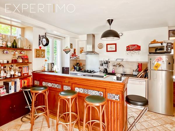 Breuillet (91650) NOUVEAUTÉ À BREUILLET À 100 m de la gare RER C Maison ancienne de 110 m² pleine de charme – entre ville et na