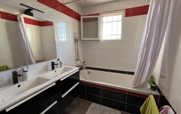 Vente Villa Plain-pied + terrain + garage Caunes-minervois   
