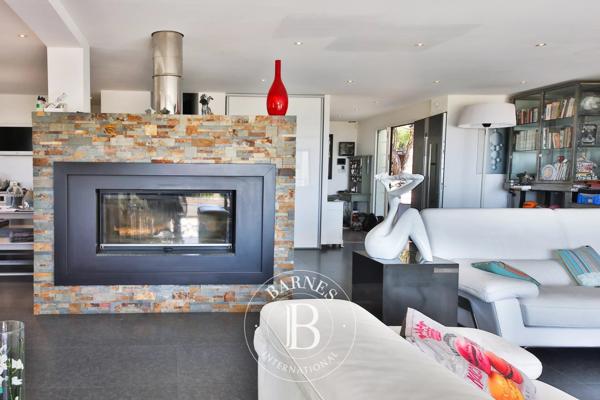 Cavalaire-sur-Mer, Villa 9 Chambres -  380 m² à vendre