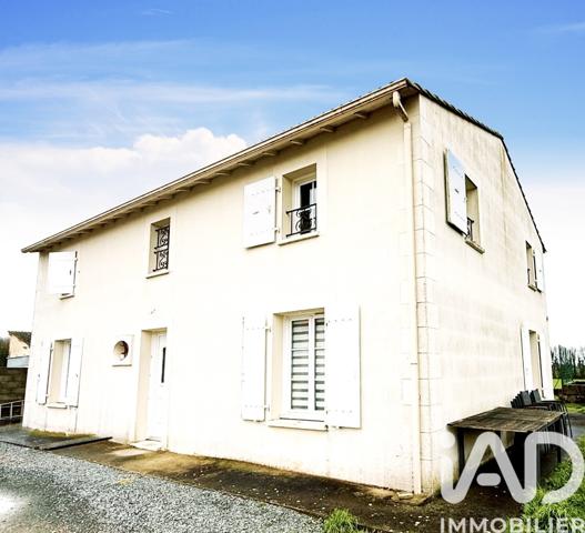 Maison à vendre 7 pièces 152 m² Celles-sur-Belle