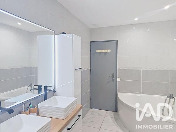 Maison à vendre 5 pièces 165 m² Sainte-Marie